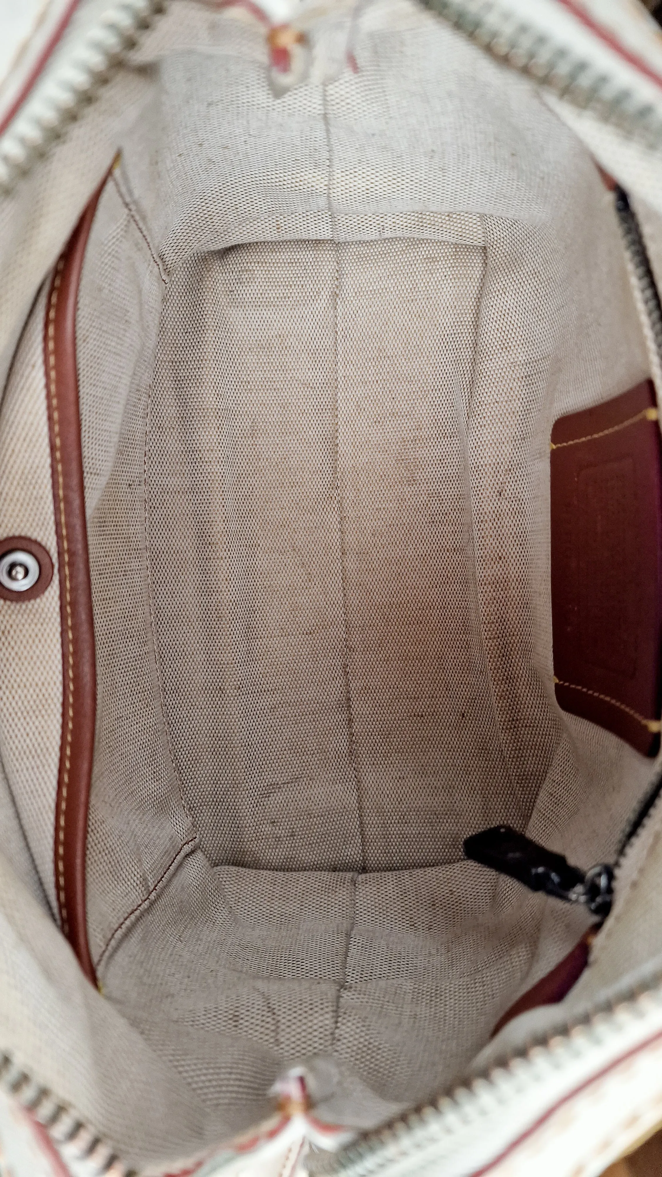 Coach 1941 Rogue 25 in Chalk White With Pyramid Prairie Rivets Pebble Leather Satchel - Coach 54551