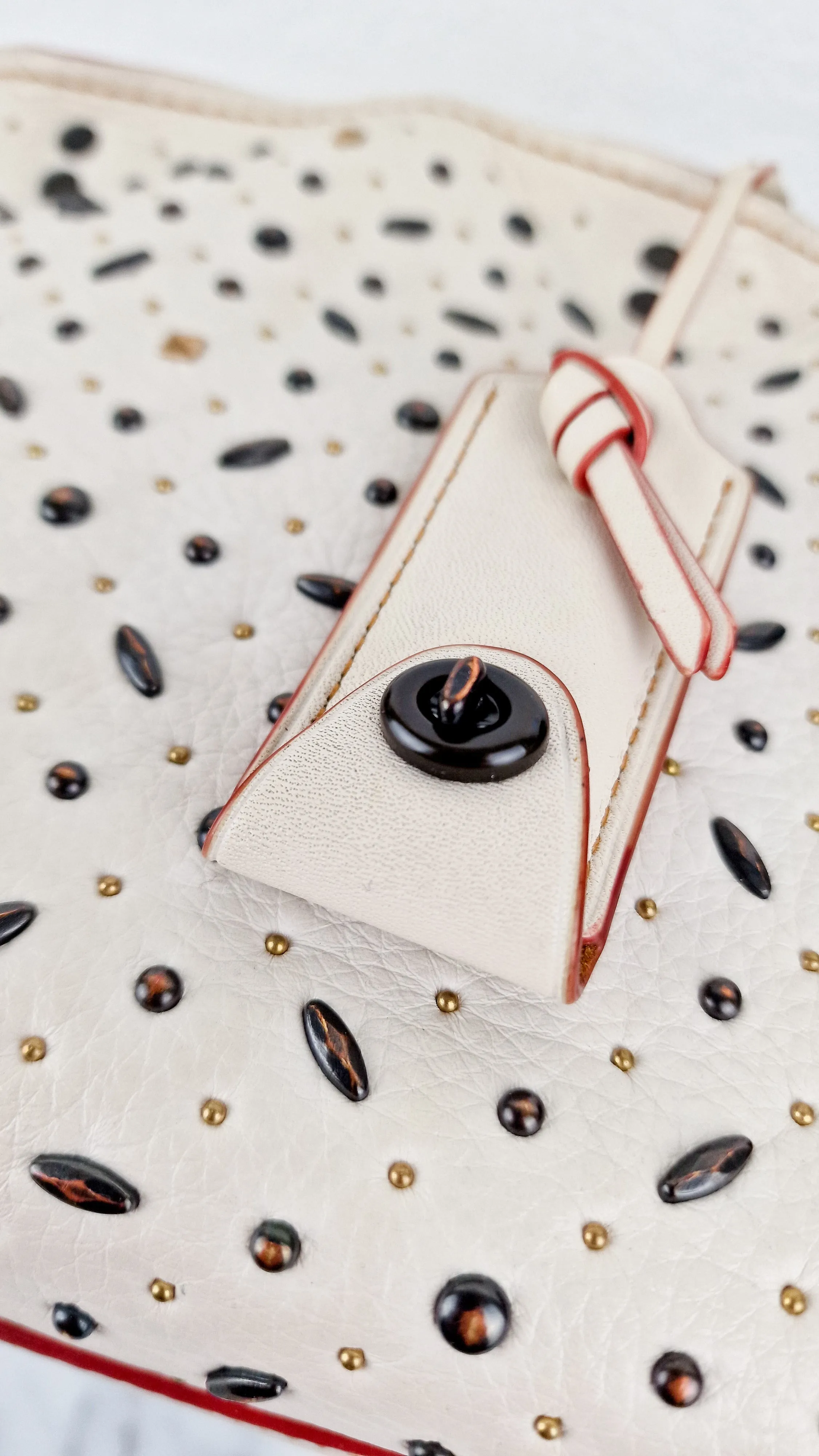Coach 1941 Rogue 25 in Chalk White With Pyramid Prairie Rivets Pebble Leather Satchel - Coach 54551