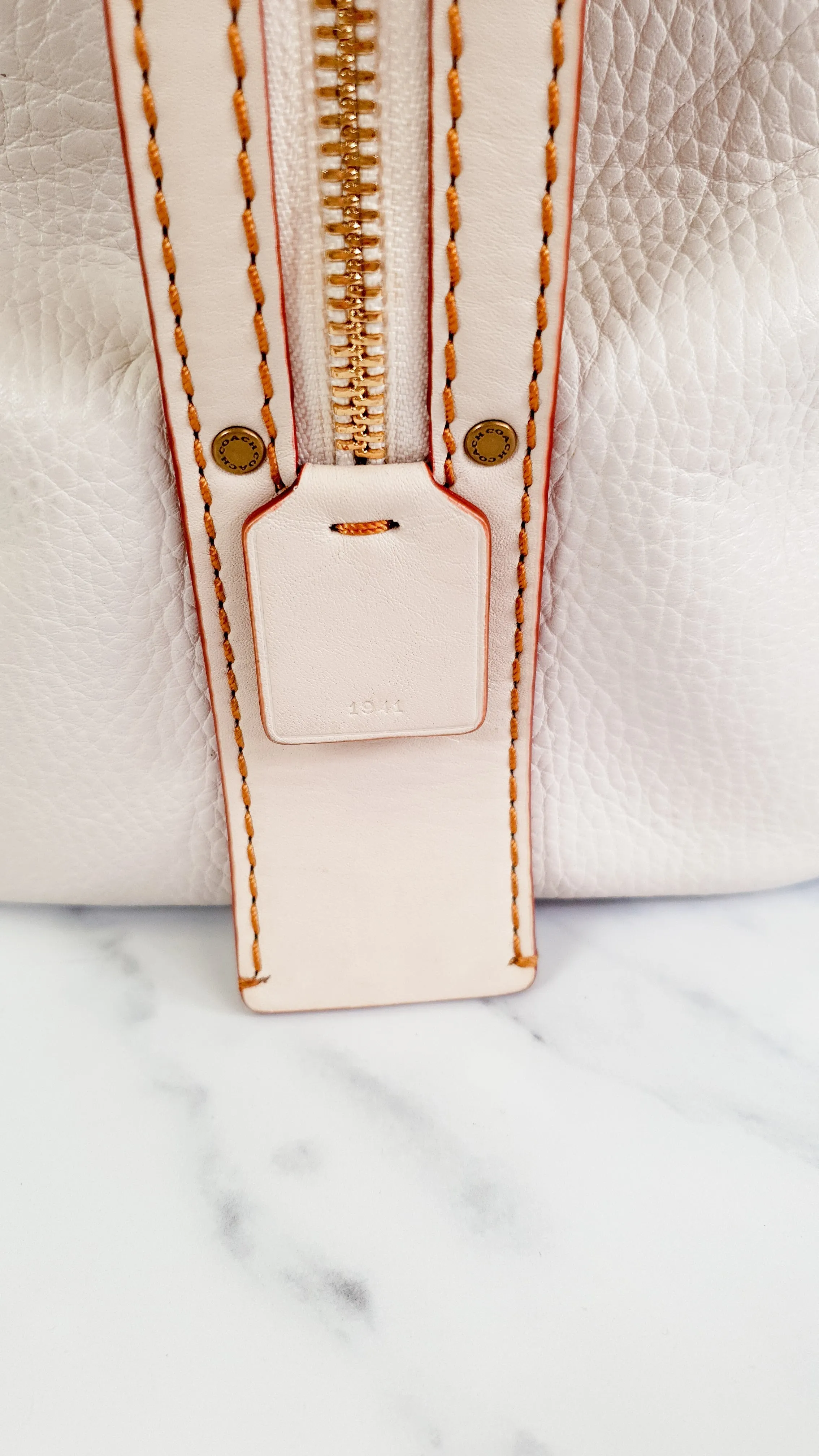 Coach 1941 Rogue Satchel 31 in Chalk with Honey Suede - Barrel Bag Coach 86857