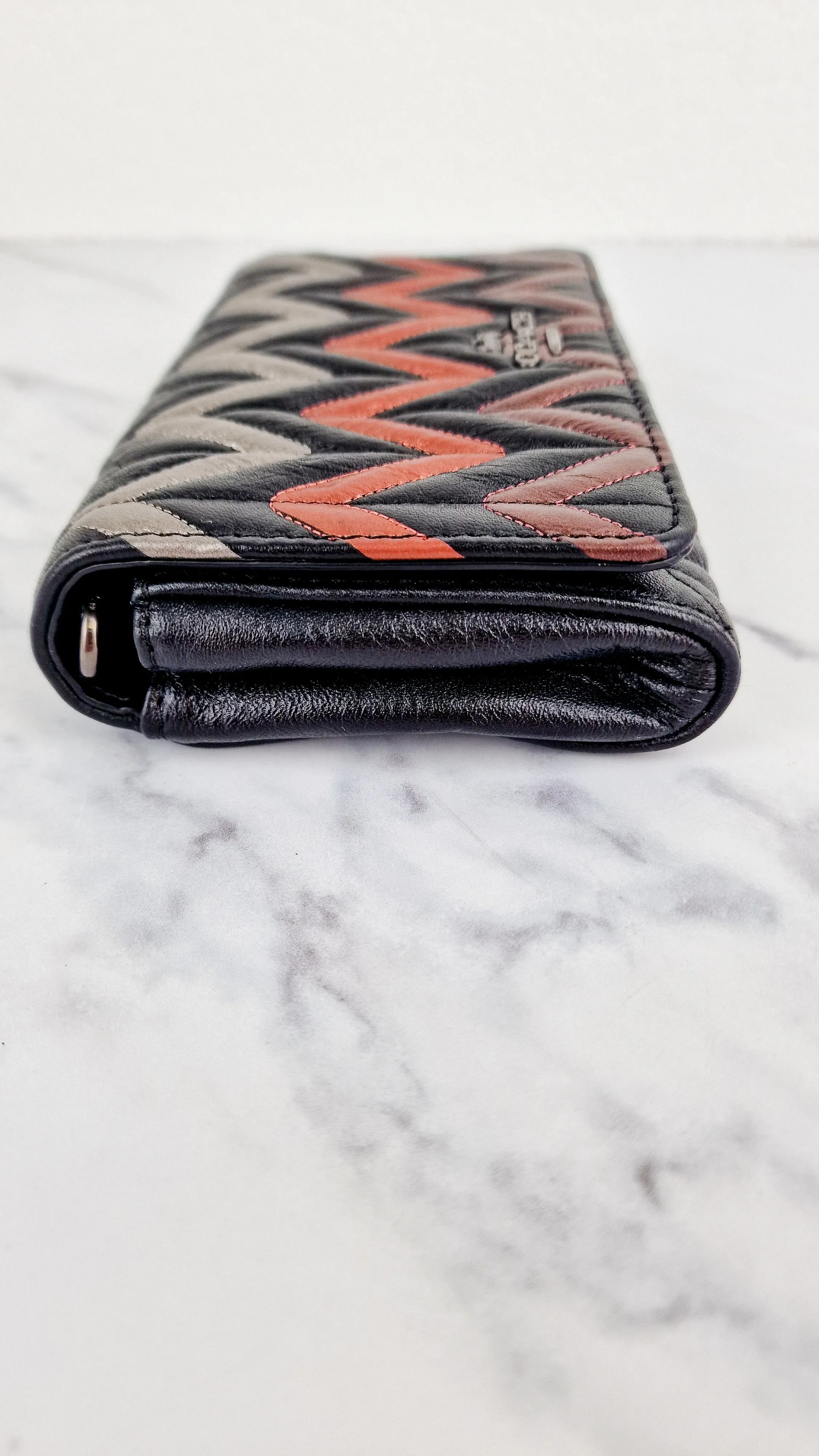 Coach Chevron Quilted Leather Crossbody Wallet Clutch Bag Black Metallic - Coach F38681