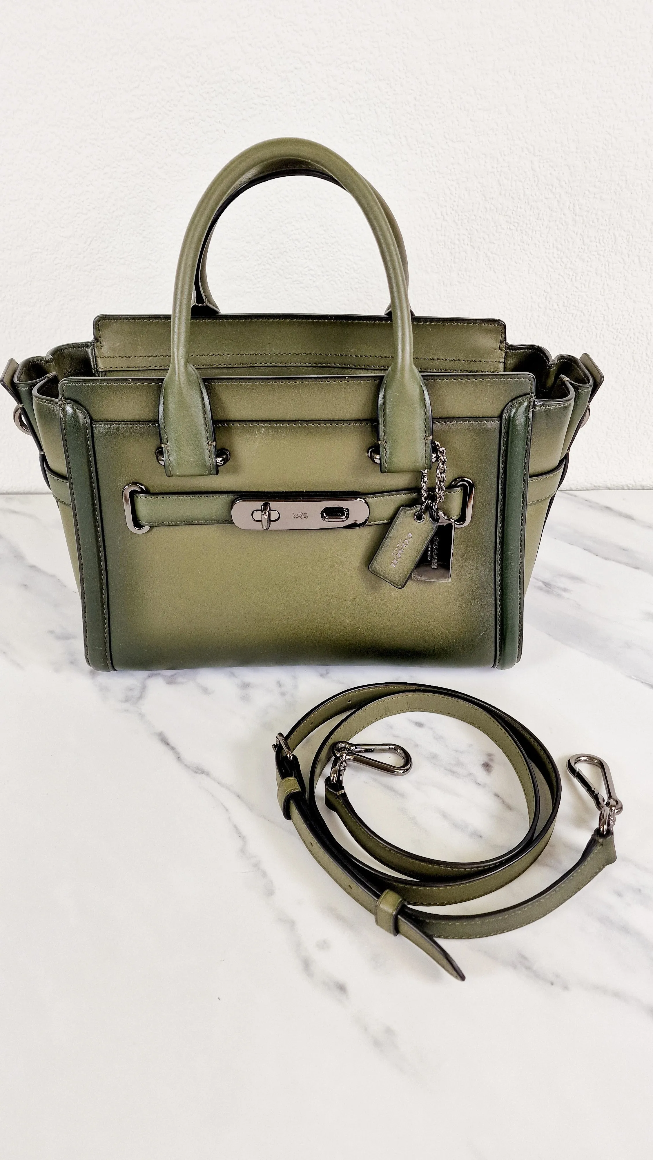 Coach Swagger 27 in Dark Green Burnished Leather - Handbag Shoulder Bag - Coach 38372