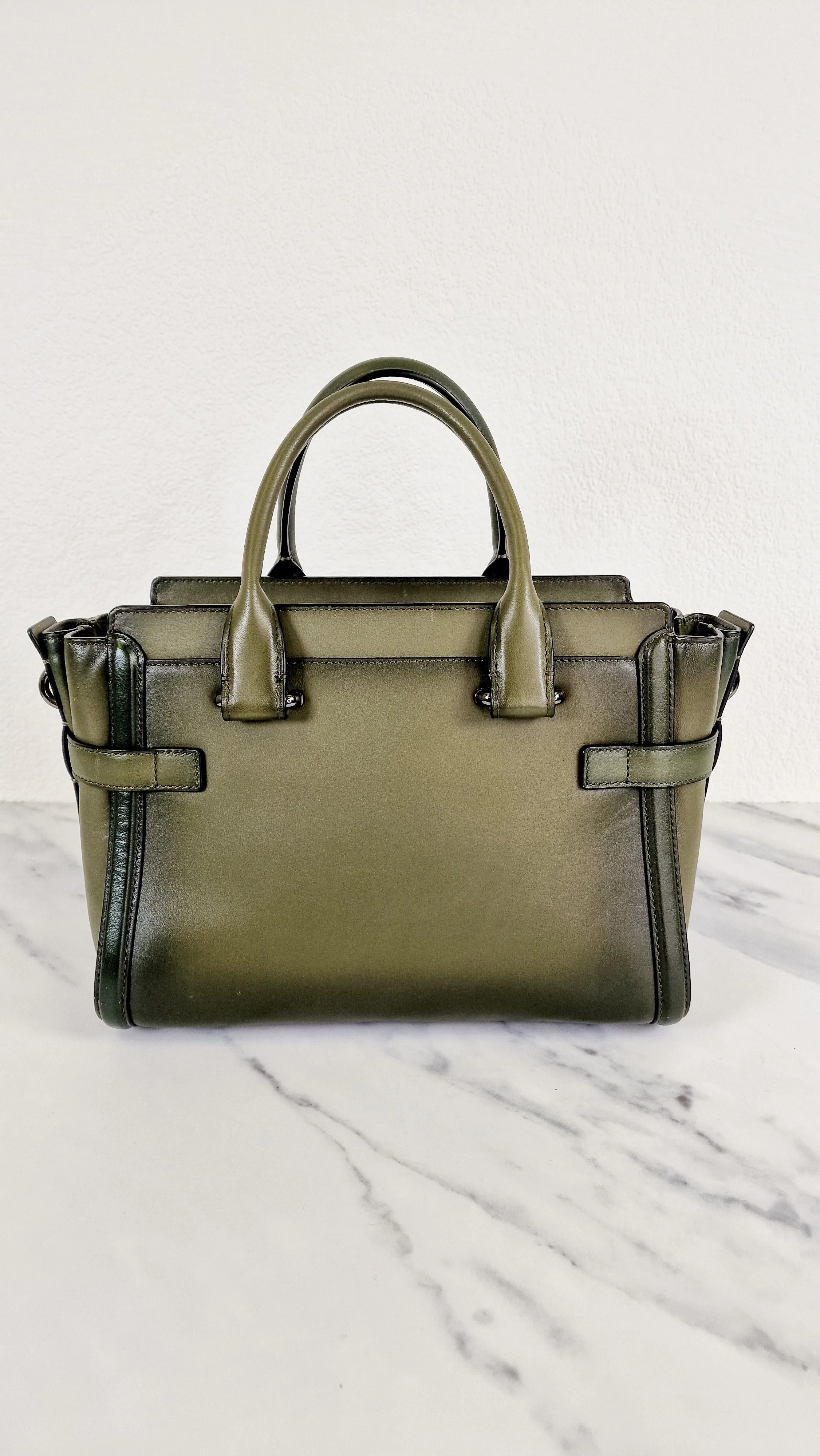 Coach Swagger 27 in Dark Green Burnished Leather - Handbag Shoulder Bag - Coach 38372