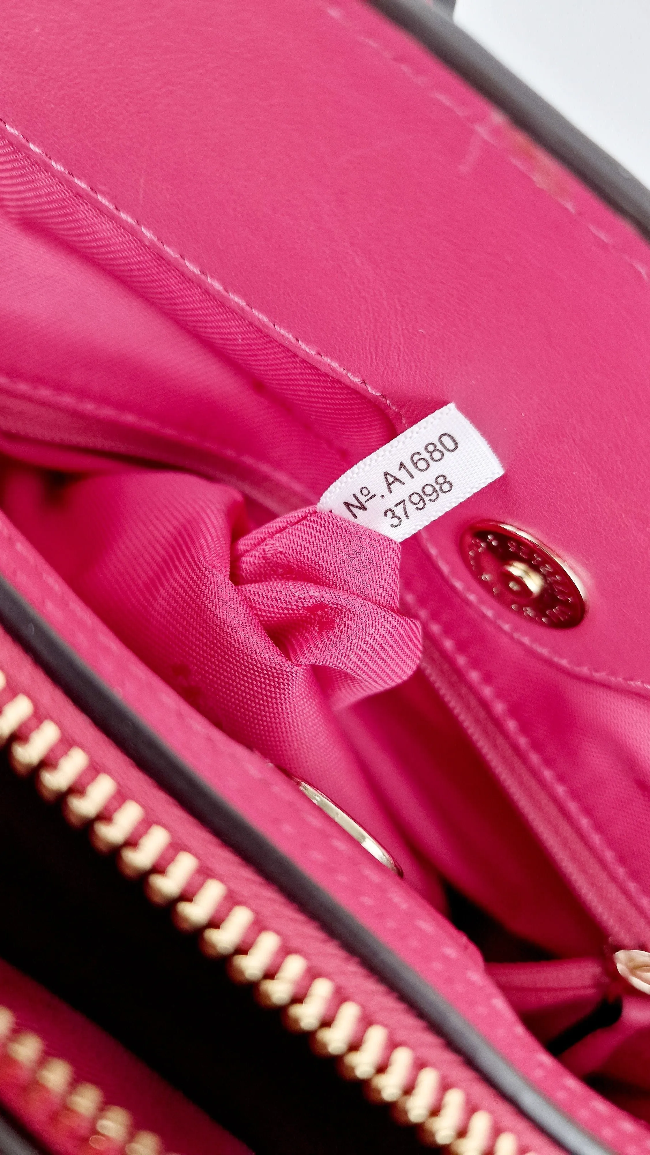 Coach Swagger Frame Bag in Pink Croc Embossed Leather - Handbag Crossbody Bag - Coach 37998
