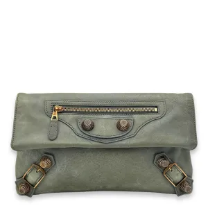 Giant City Clutch Blue in Distressed Leather, Gold hardware