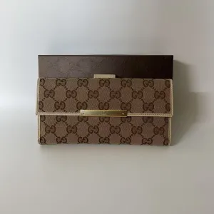 Gucci GG Supreme Beige Canvas Wallet