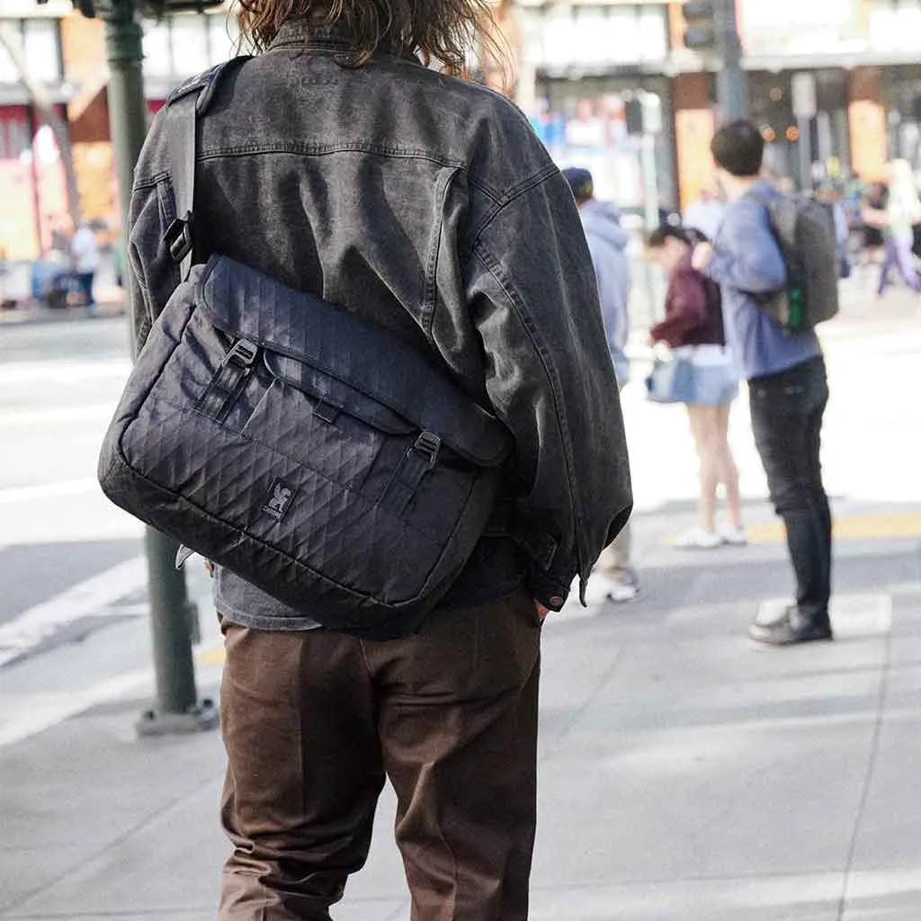 Midtown 20L Messenger