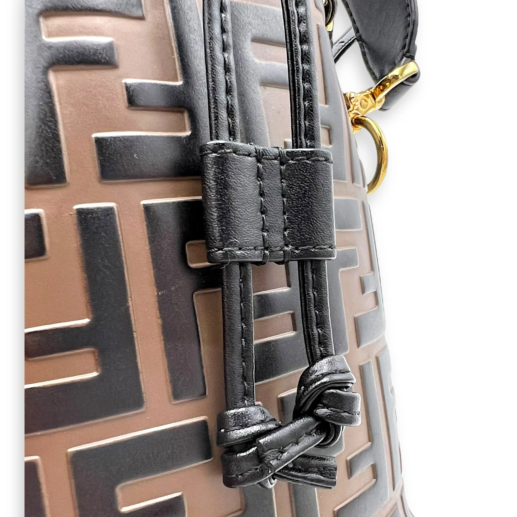 Mon Tresor Bucket Bag Brown in Calfskin, Gold hardware