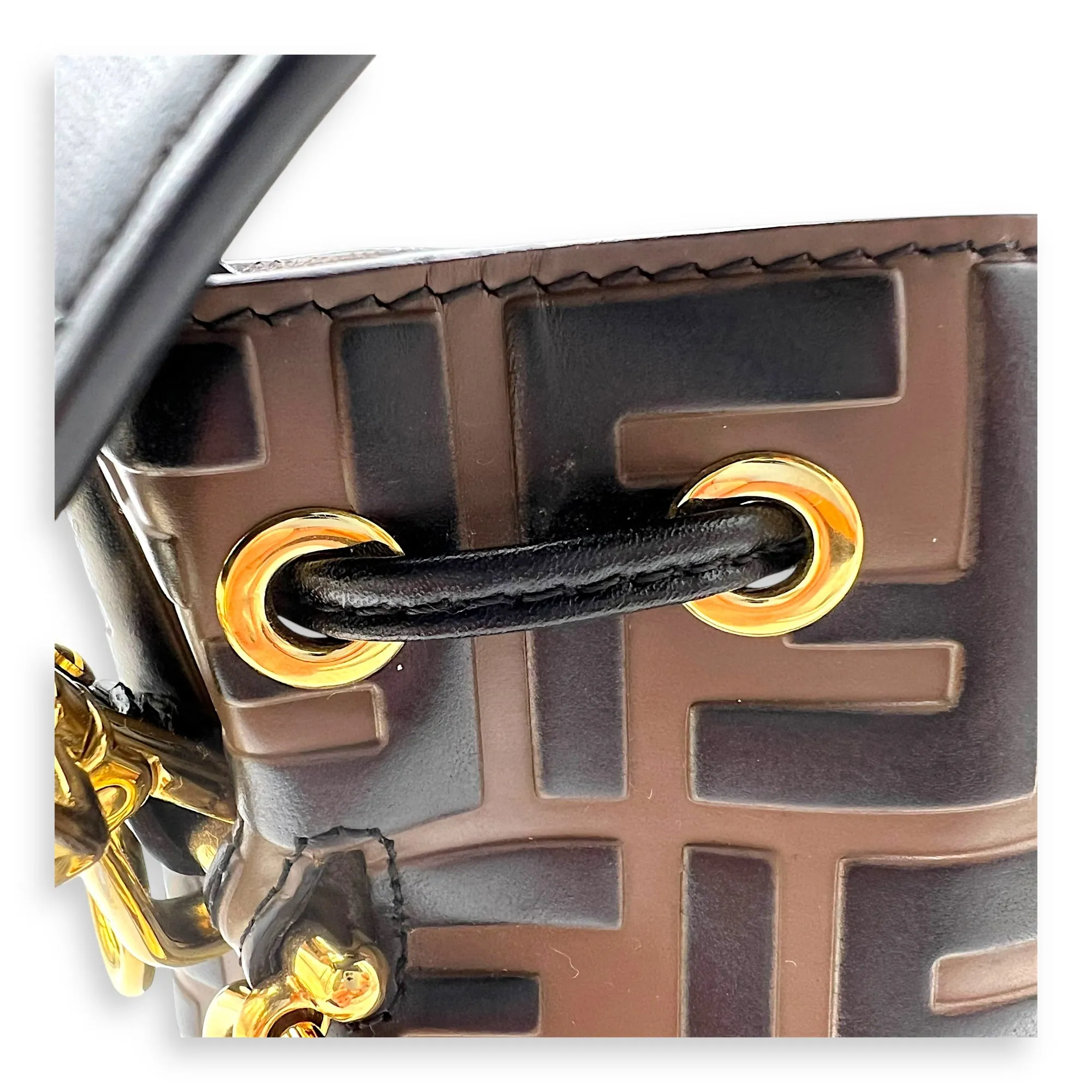 Mon Tresor Bucket Bag Brown in Calfskin, Gold hardware