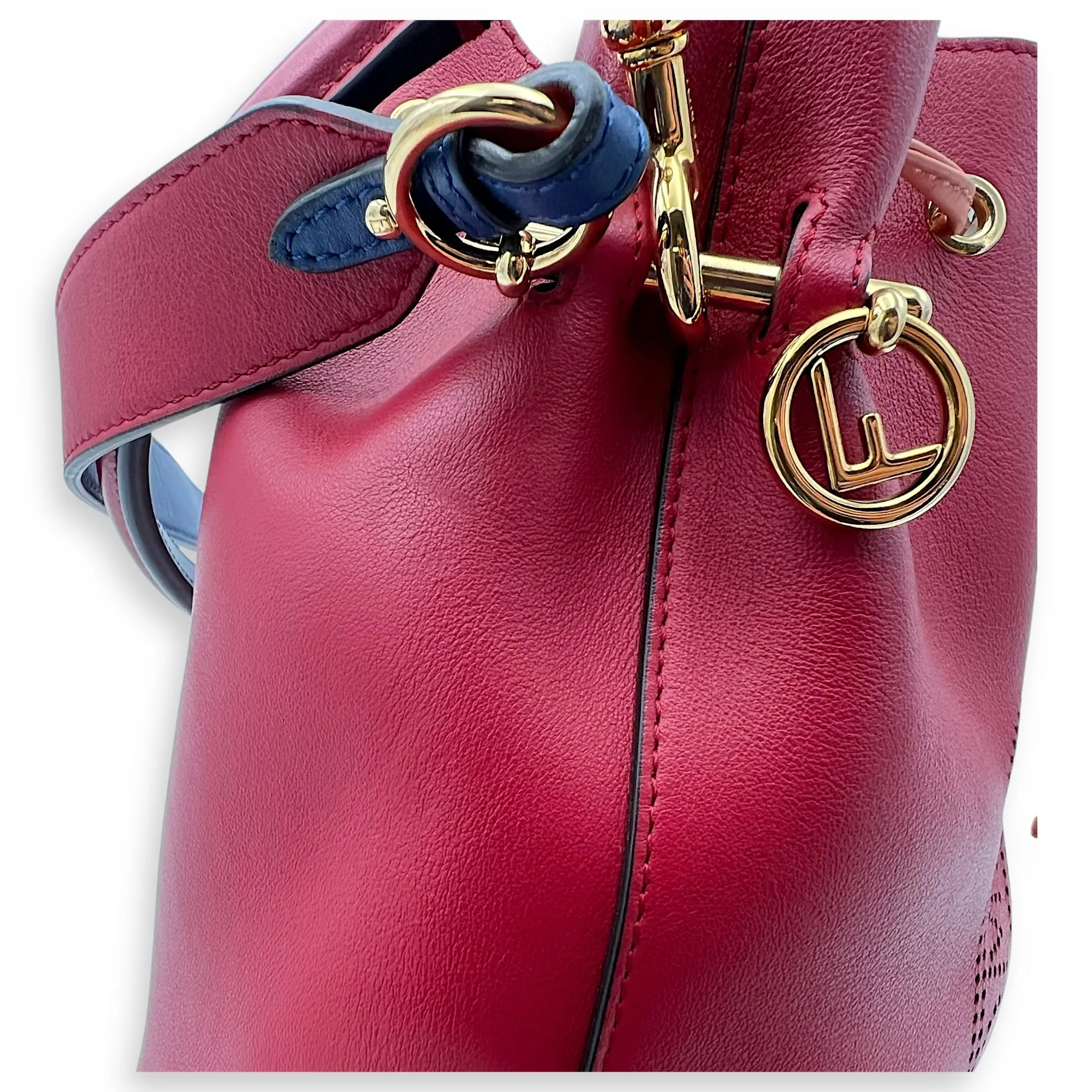 Mon Tresor Bucket Bag Red in Calfskin, Gold hardware