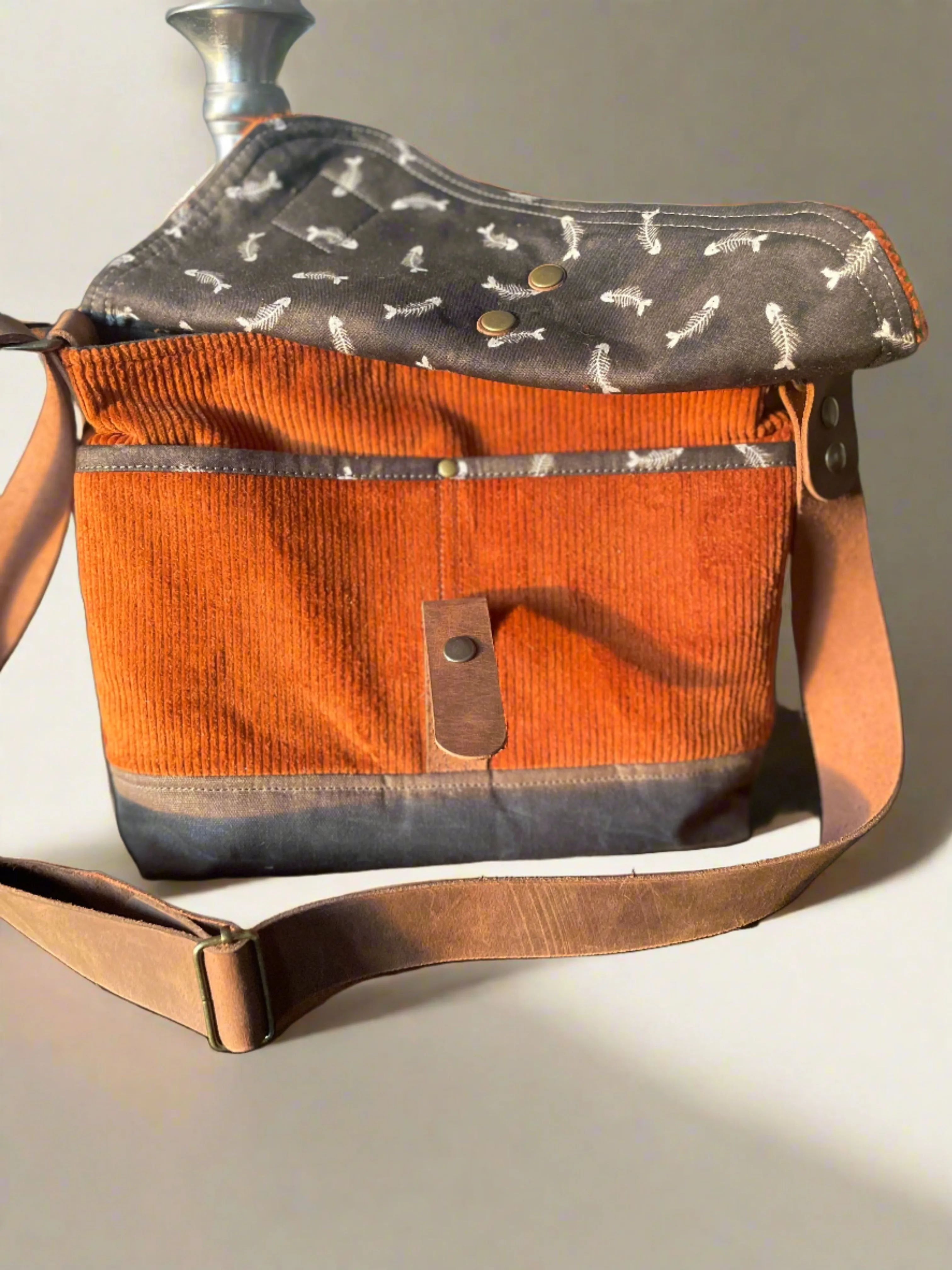 Shortie Messenger Bag