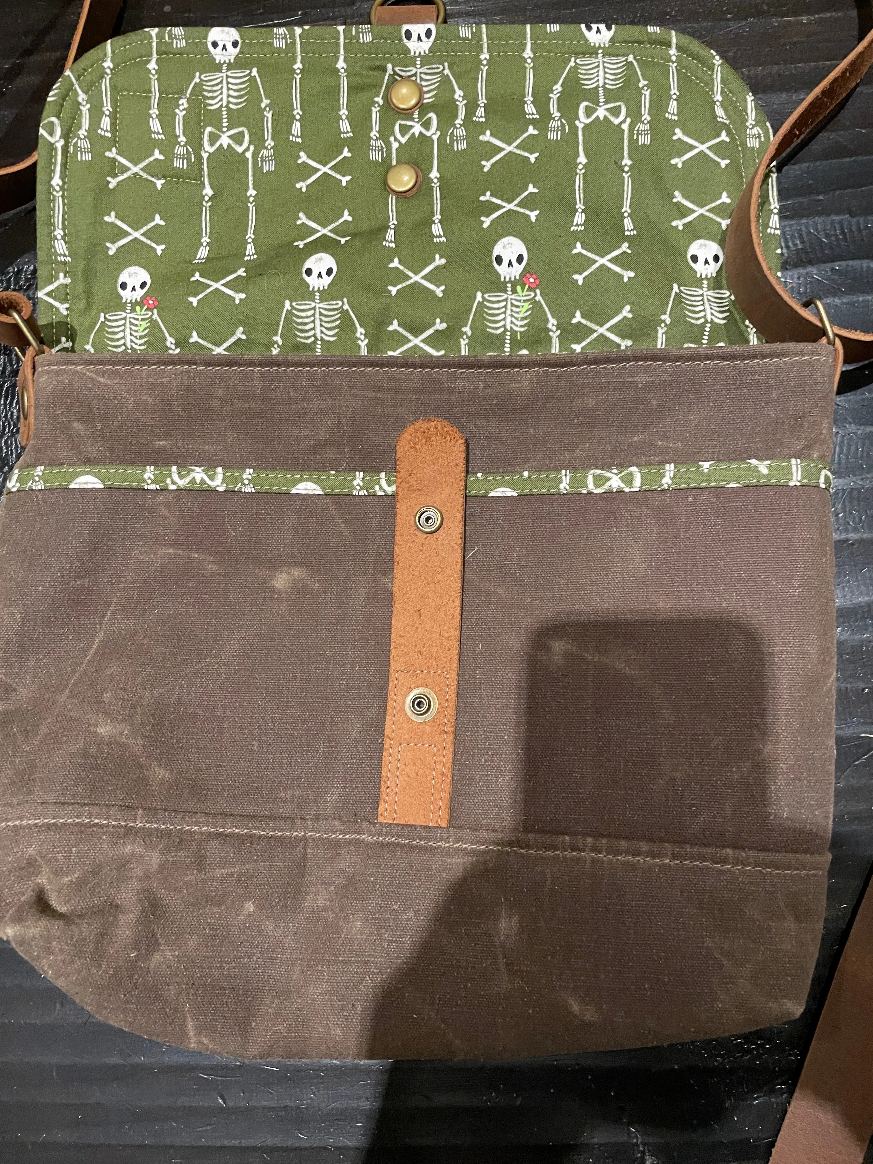 Shortie Messenger Bag