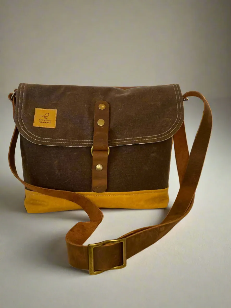 Shortie Messenger Bag