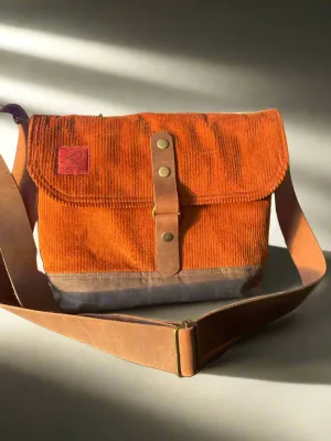 Shortie Messenger Bag