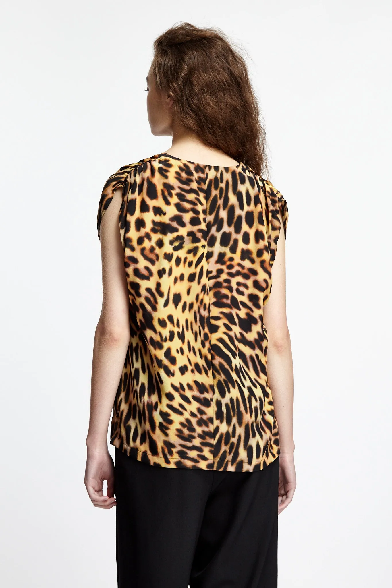 Sleeveless Blouse